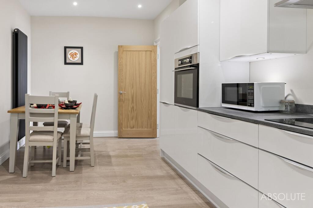 Apartment in Brixham, Torbay - More