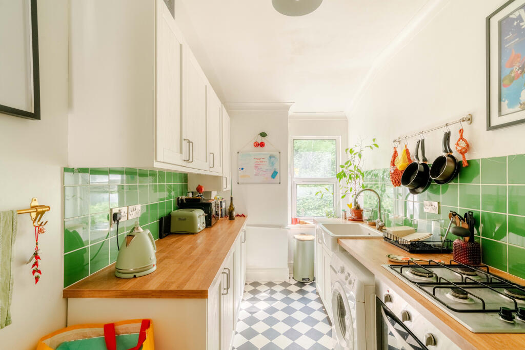 Main image of property: Bath Road, Arnos Vale, Bristol