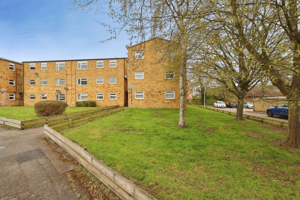 Main image of property: Yarmouth Road, Stevenage