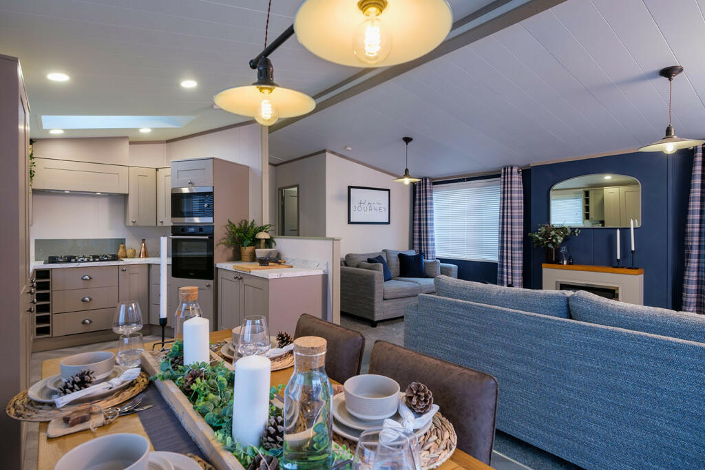 2-bed caravan on Victory Parkview, Shard Riverside Lodge Park, Browns Lane, Stalmine, Poulton-le-Fylde, Lancashire, FY6, £189,995