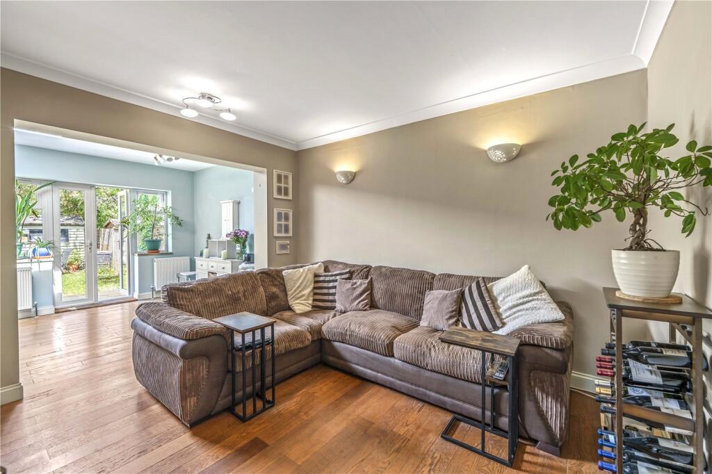 Apartment in London - View 4