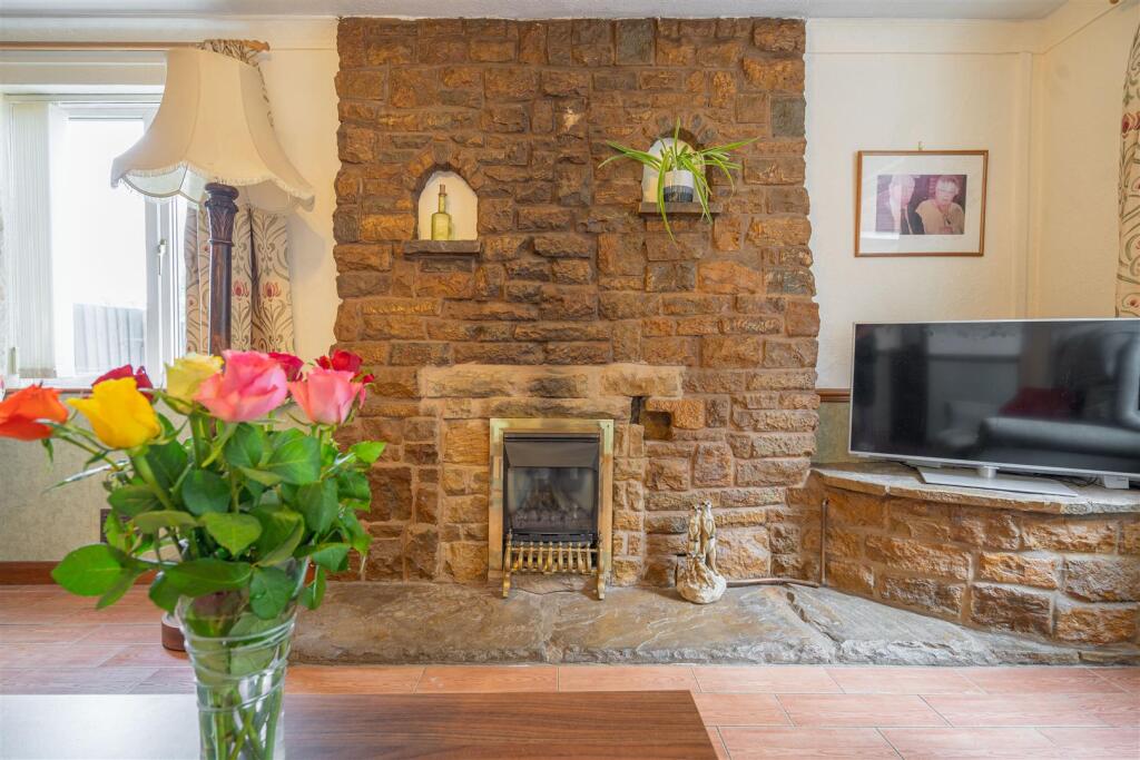 House in Stratford-on-Avon, Wellesbourne CP - View 3