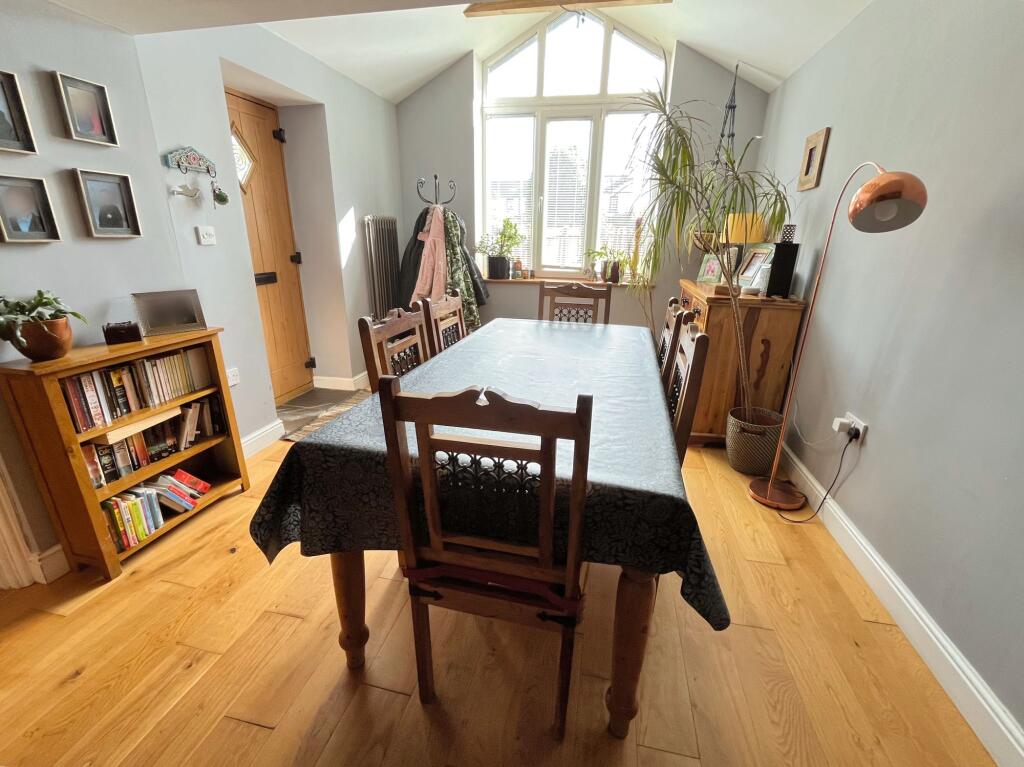 Rose Cottage, Treoes, The Vale of Glamorgan CF35 5DH photo 3