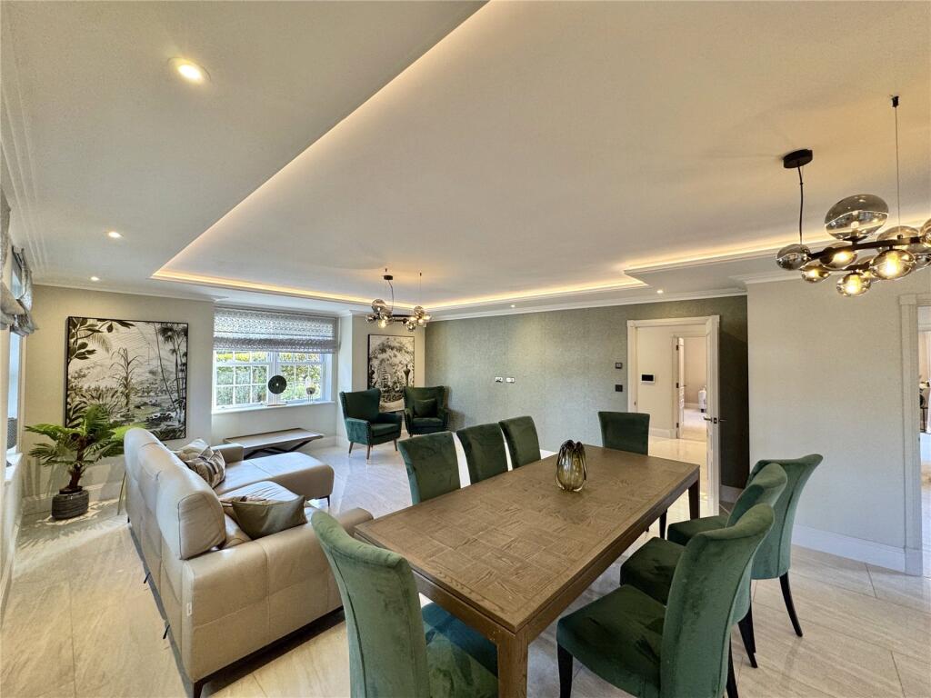House in Radlett, Battlers Green, Aldenham - View 5