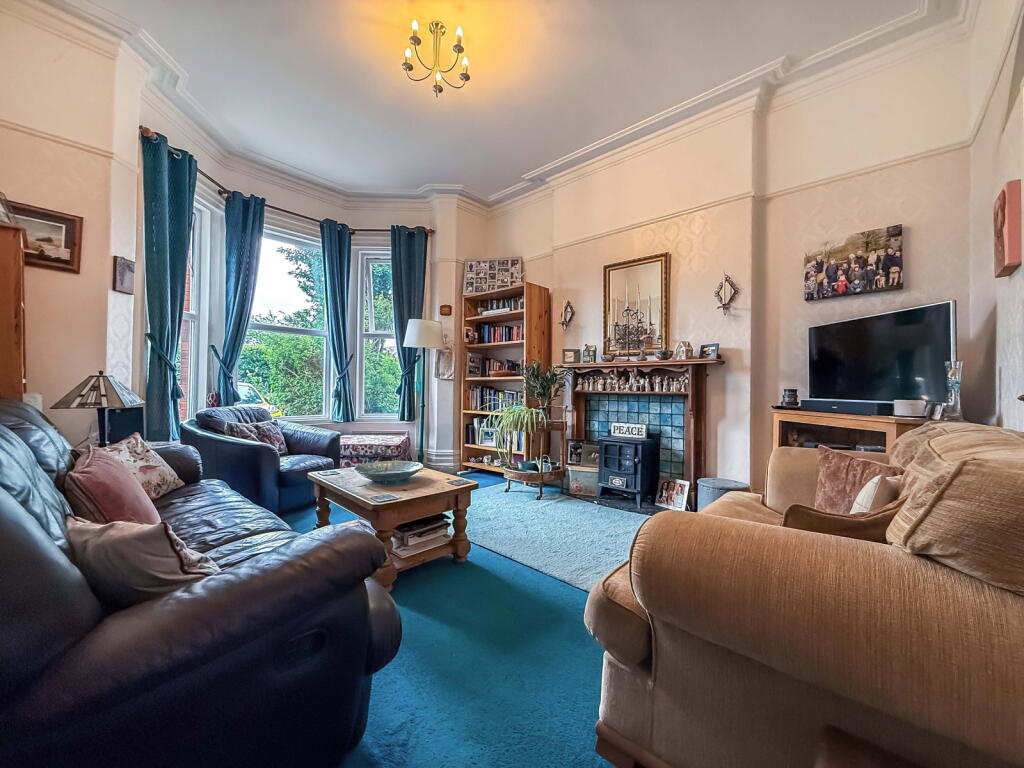 House in Sefton, Liverpool City Region - View 5
