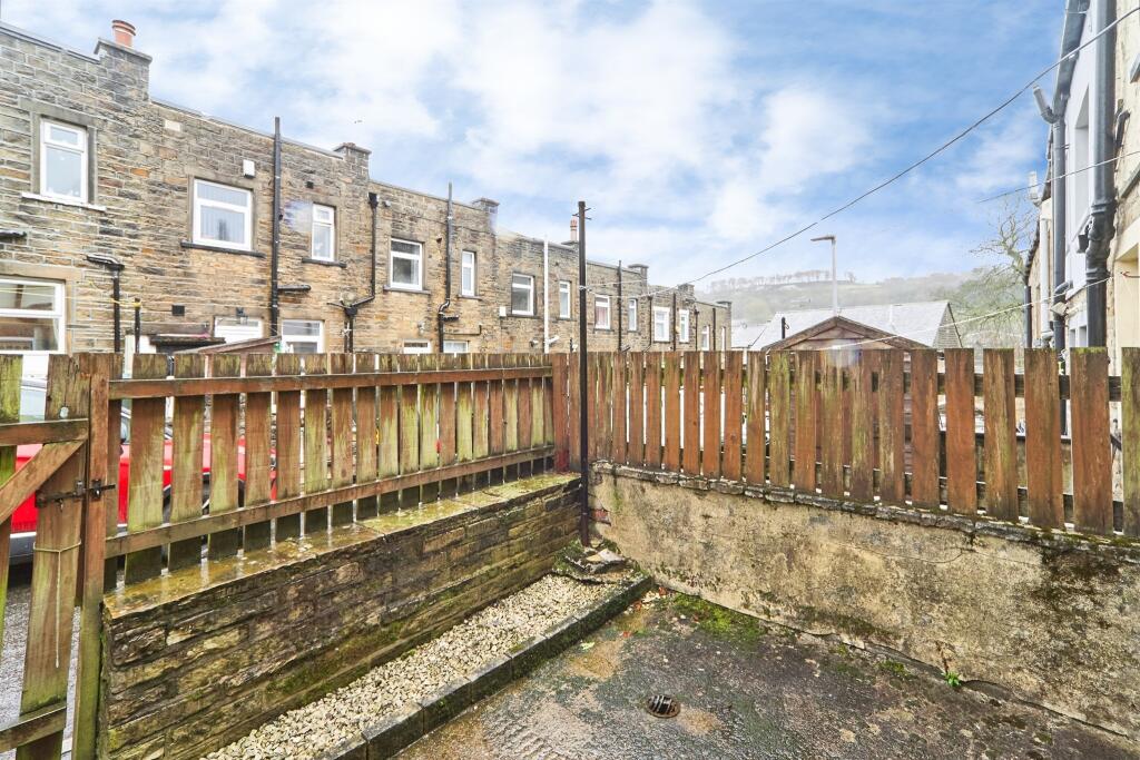 Additional image 13 of Caister Street, Keighley