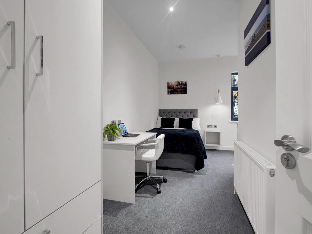 Main image of property: Oundle Road, Peterborough, Cambridgeshire, PE2
