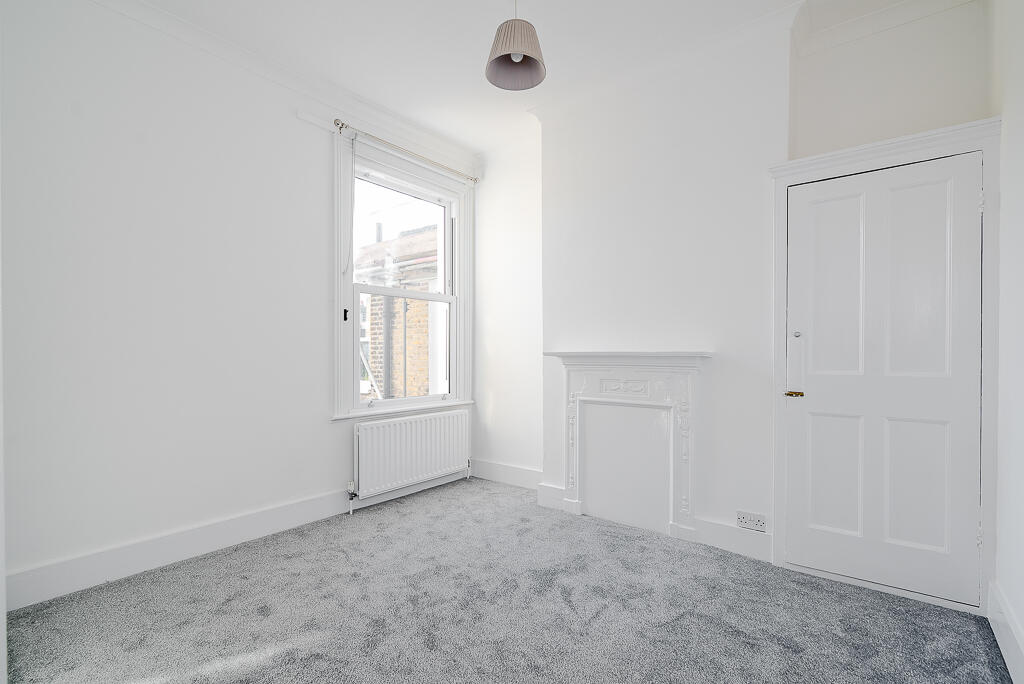 Apartment in London - More