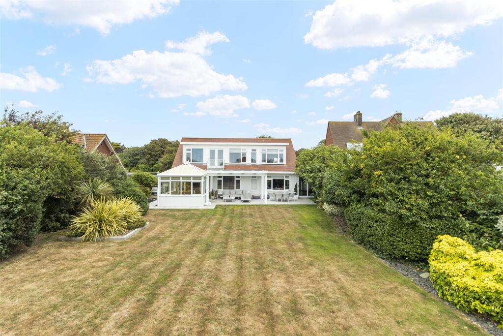 Lullington Close, Seaford photo 3