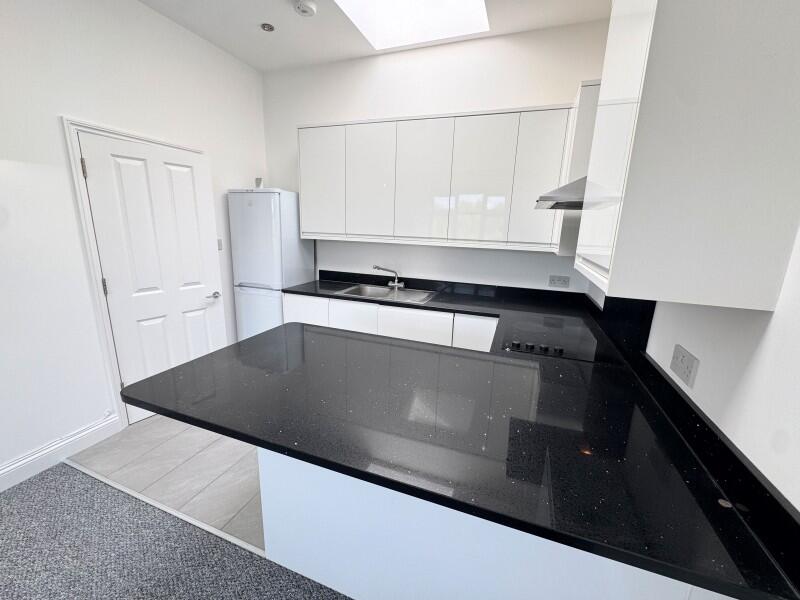 Apartment in London - More