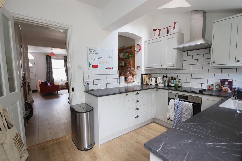 House in Cambridge, Petersfield - View 2