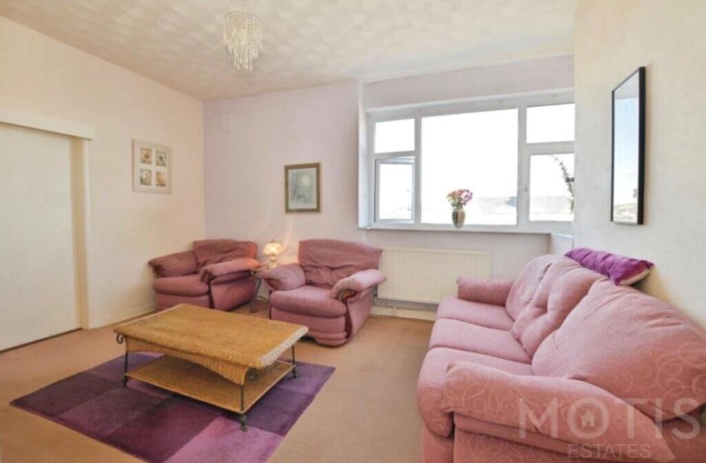 Apartment in Canterbury - View 4