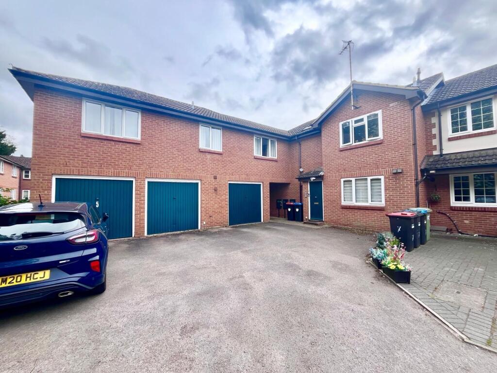 Main image of property: Sheppards Close, Newport Pagnell