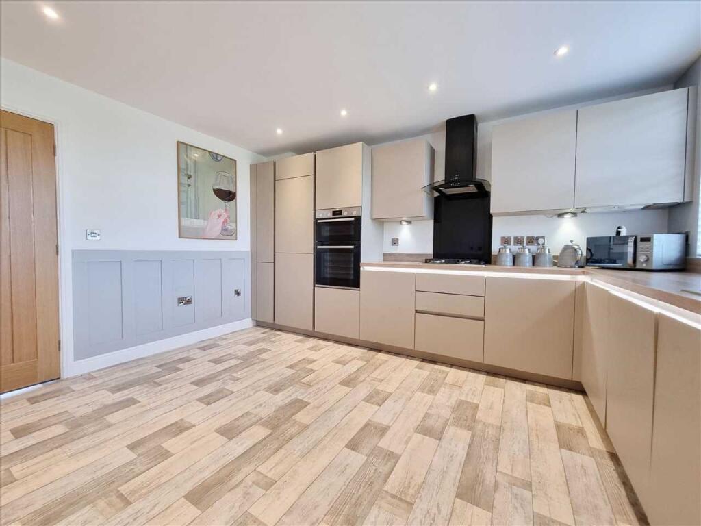 House in North Kesteven, Heckington - View 4