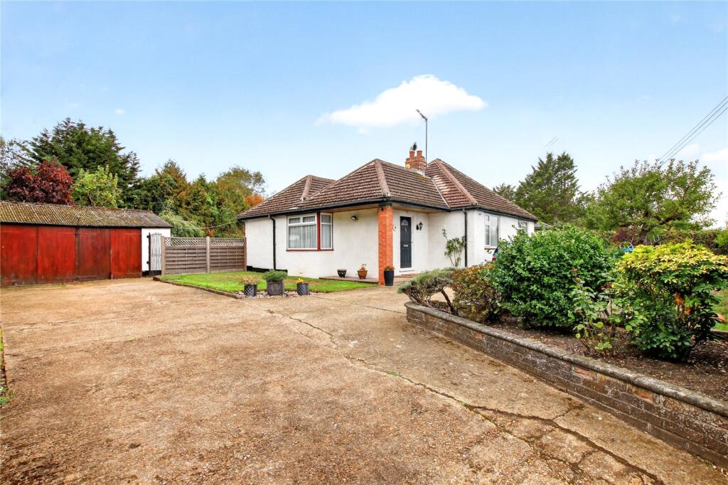 4 Bedroom Bungalow in SL6 3ST