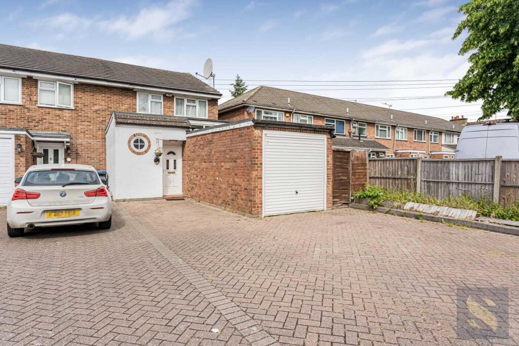Main image of property: Sewardstone Road, Waltham Abbey, EN9