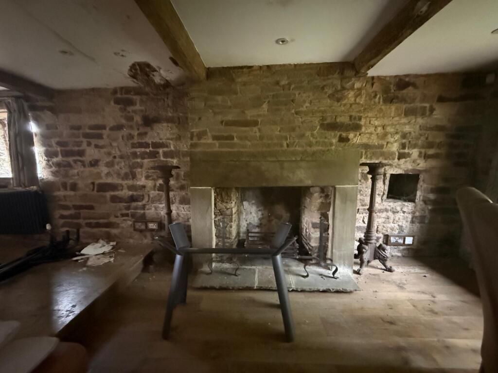 Top o'th Knotts Farmhouse, Tottington Road, Bolton, Greater Manchester BL2 4LL - View 4
