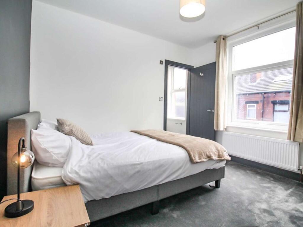 Main image of property: Springfield Mount