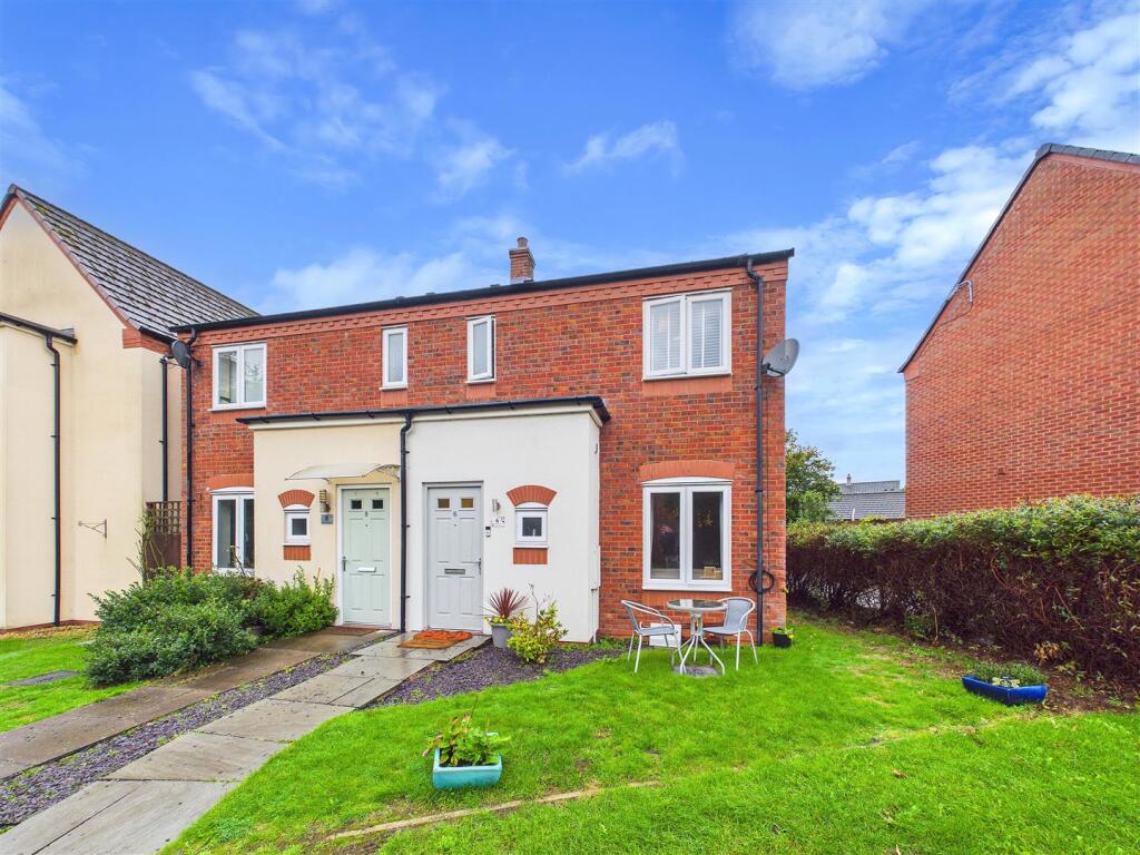 3-bed semi-detached on Hawksyard, Rugeley, £250,000