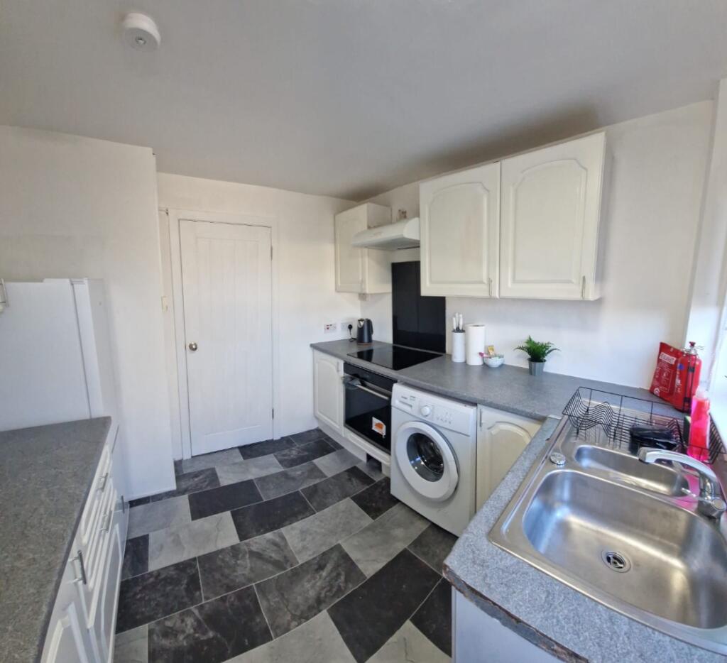 House in Edinburgh - View 3