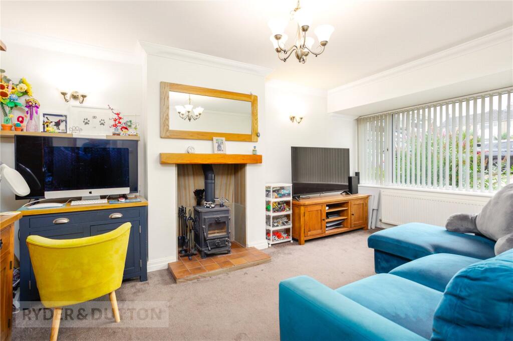 House in High Peak, Charlesworth - View 4