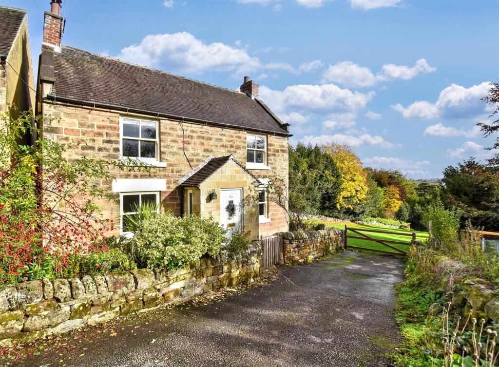 3-bed detached on Hill View, Holbrook Village, Derbyshire, £550,000