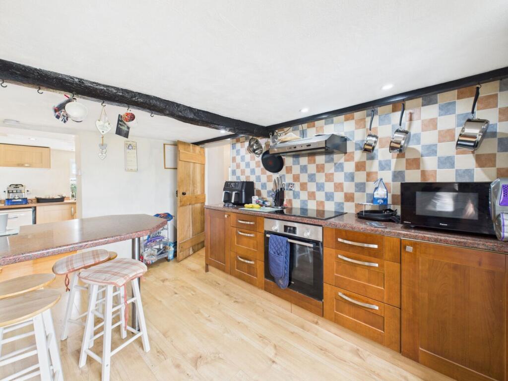 House in Exeter - View 4