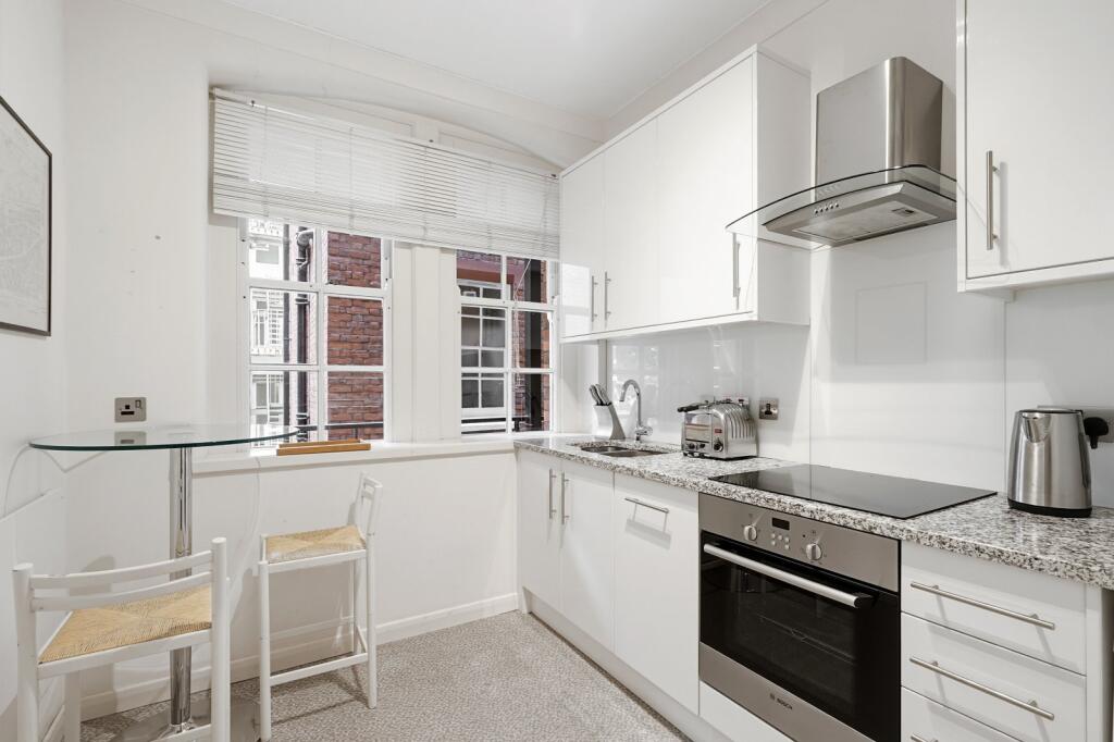 Apartment in London - View 2