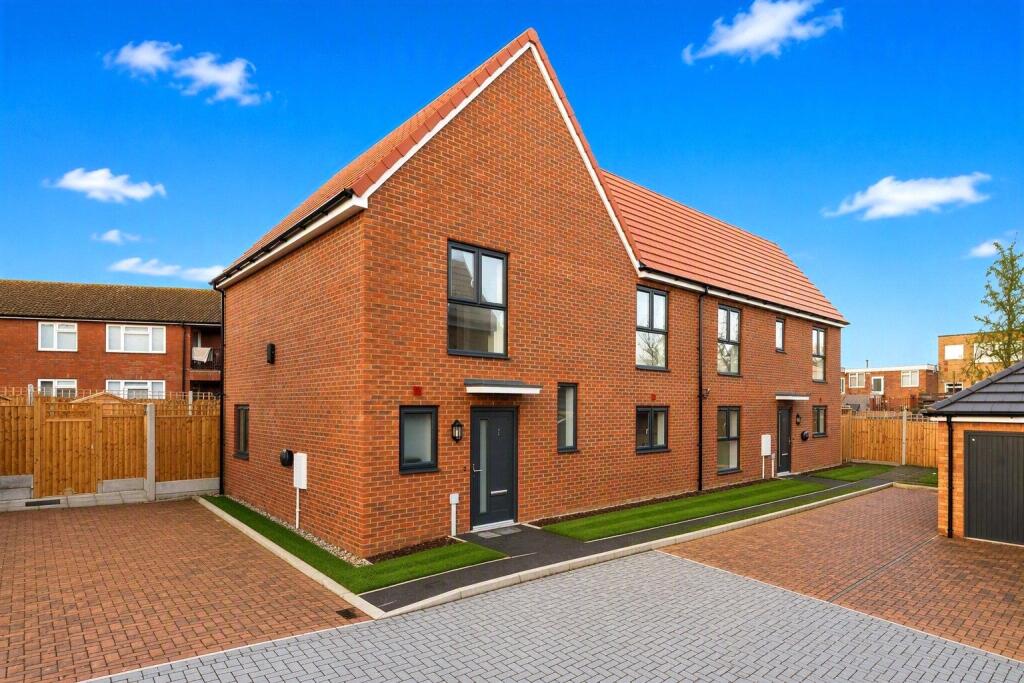 Main image of property: Ganels Mews, Ganels Road, Billericay, Essex, CM11