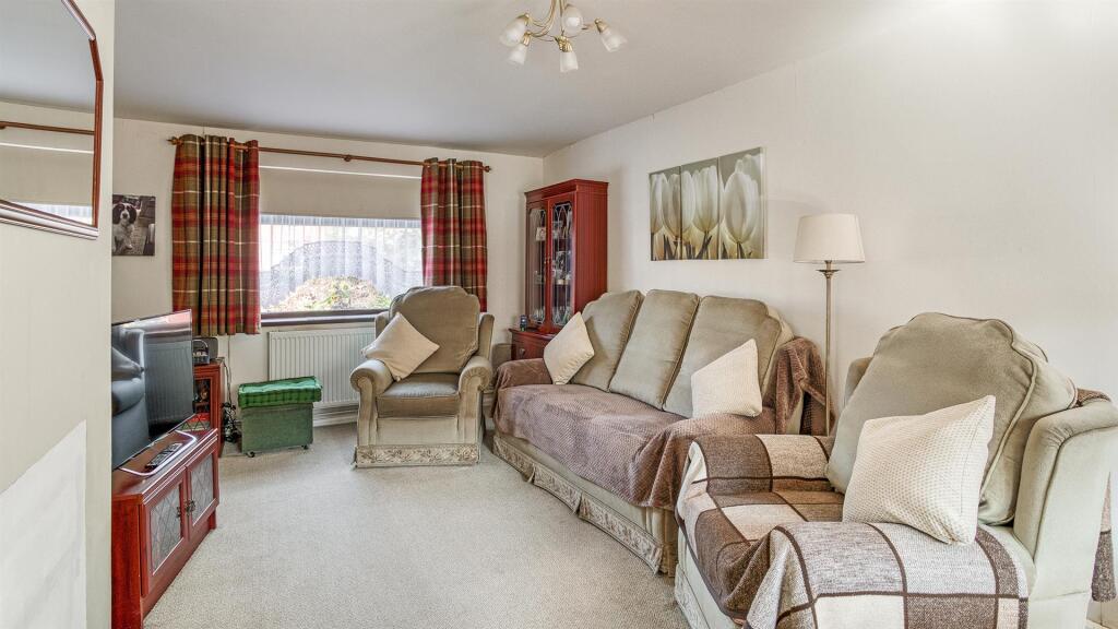 House in South Derbyshire, Etwall - View 4