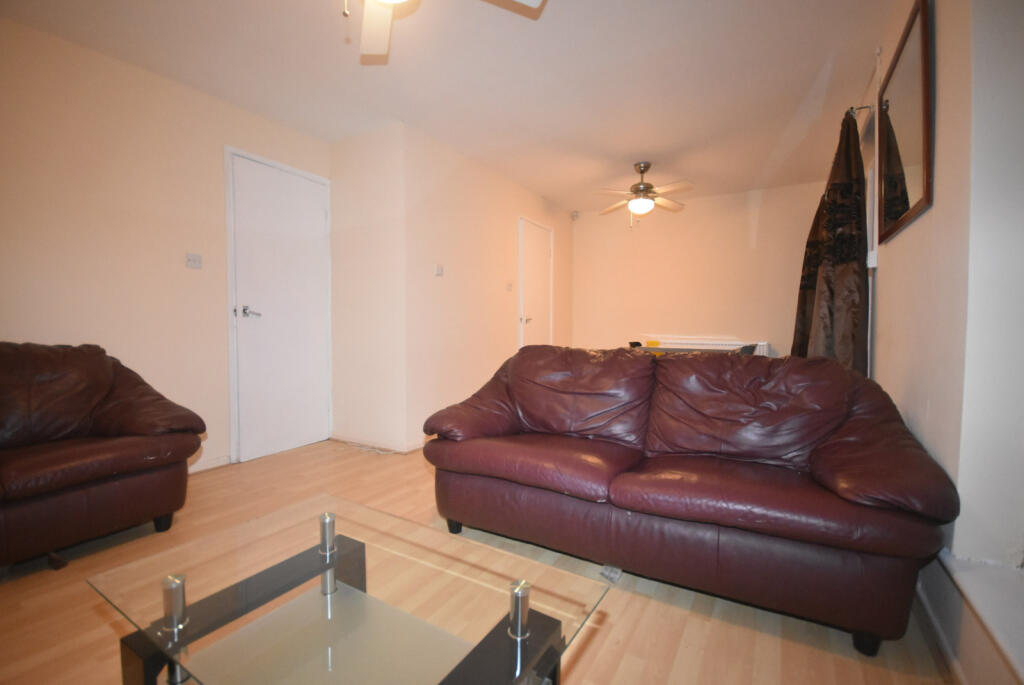 2 bedroom terraced house for rent