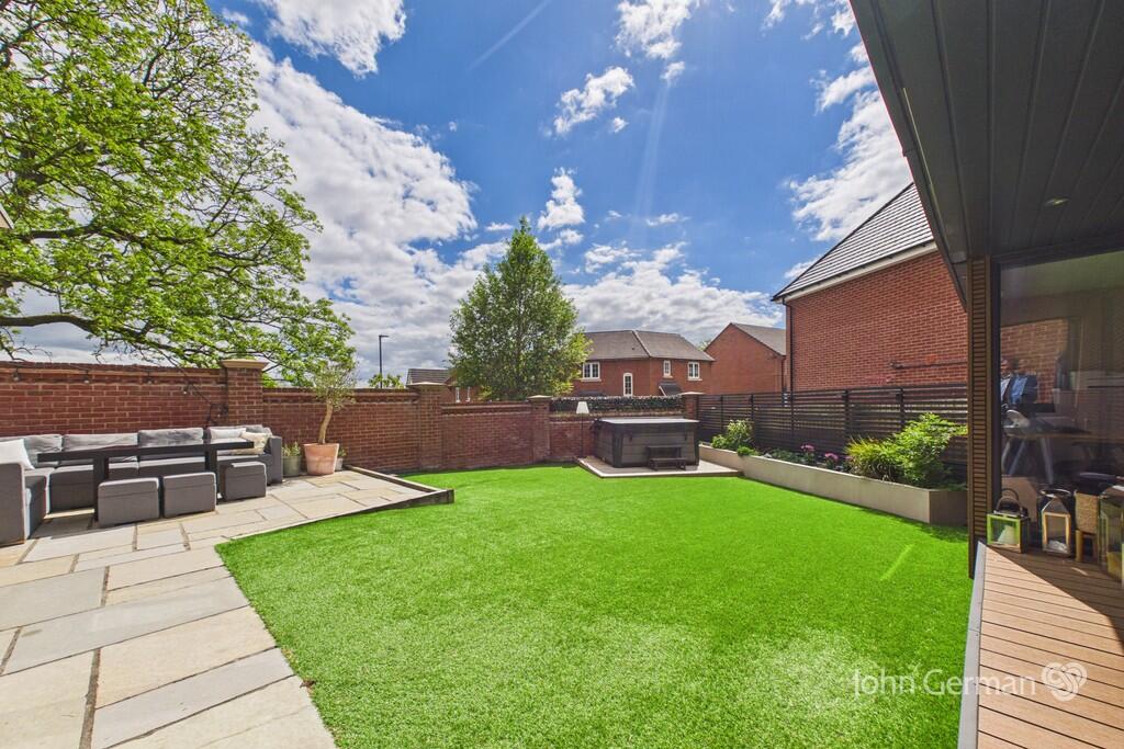 Saxon Close, Ashbourne photo 4