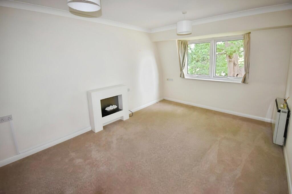 High Oaks Close, SO31 photo 4
