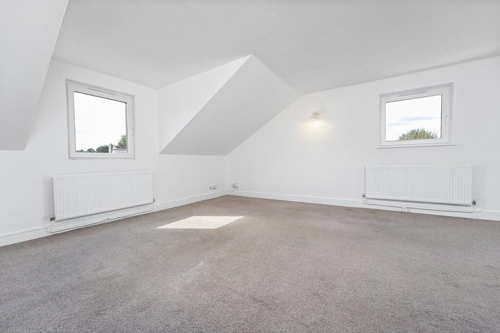Apartment in Sutton