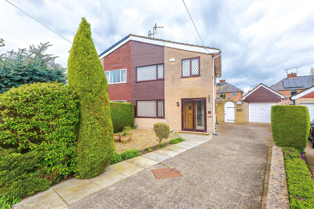 Main image of property: Lynton Place, Chester, CH4