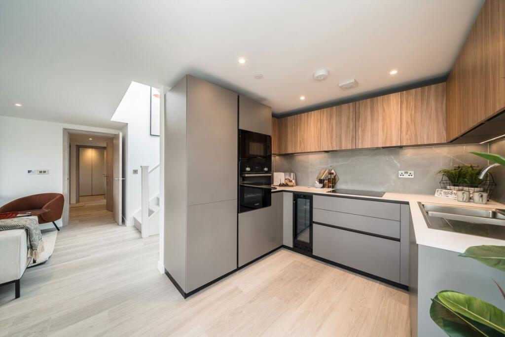 Apartment in London - More
