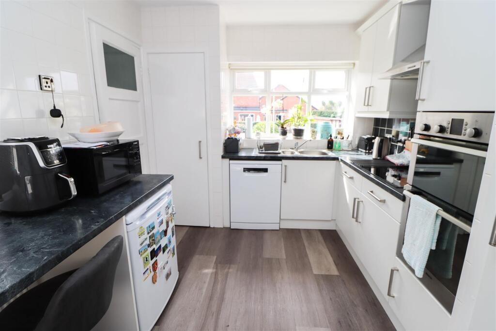 Chantry Drive, Wideopen photo 3