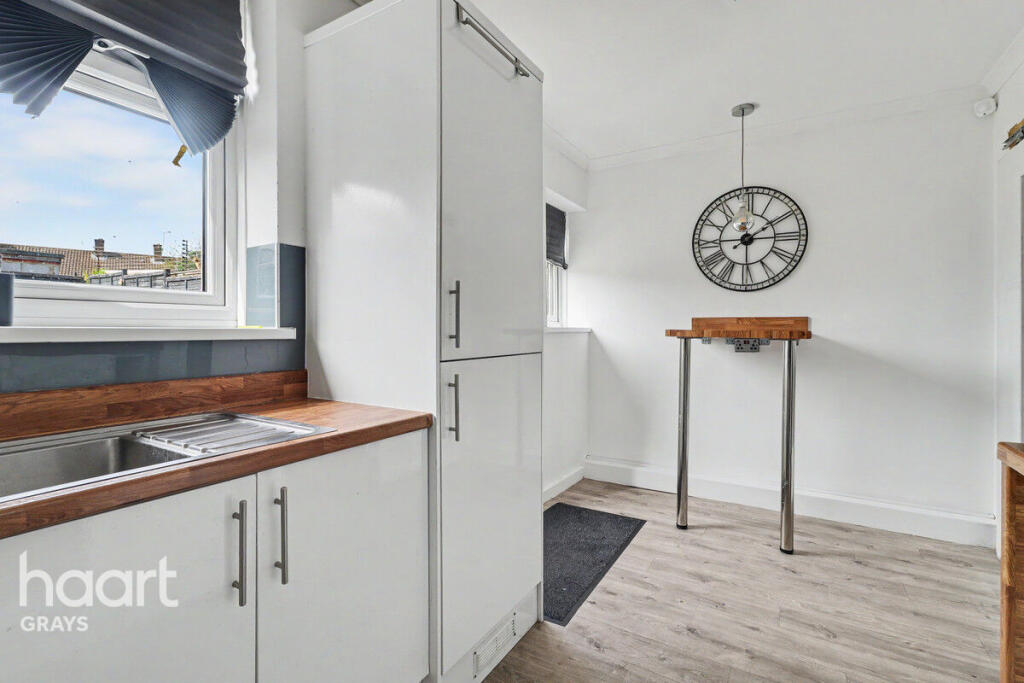 Main image of property: Ravel Gardens, South ockendon