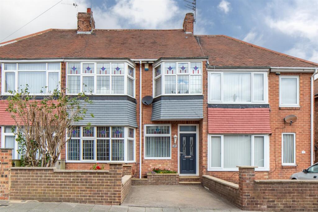 Main image of property: Ovington Grove, Newcastle Upon Tyne, NE5