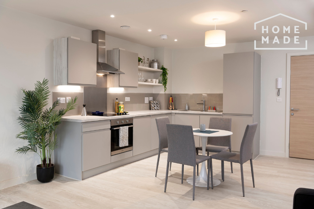 Main image of property: The Trilogy, M15