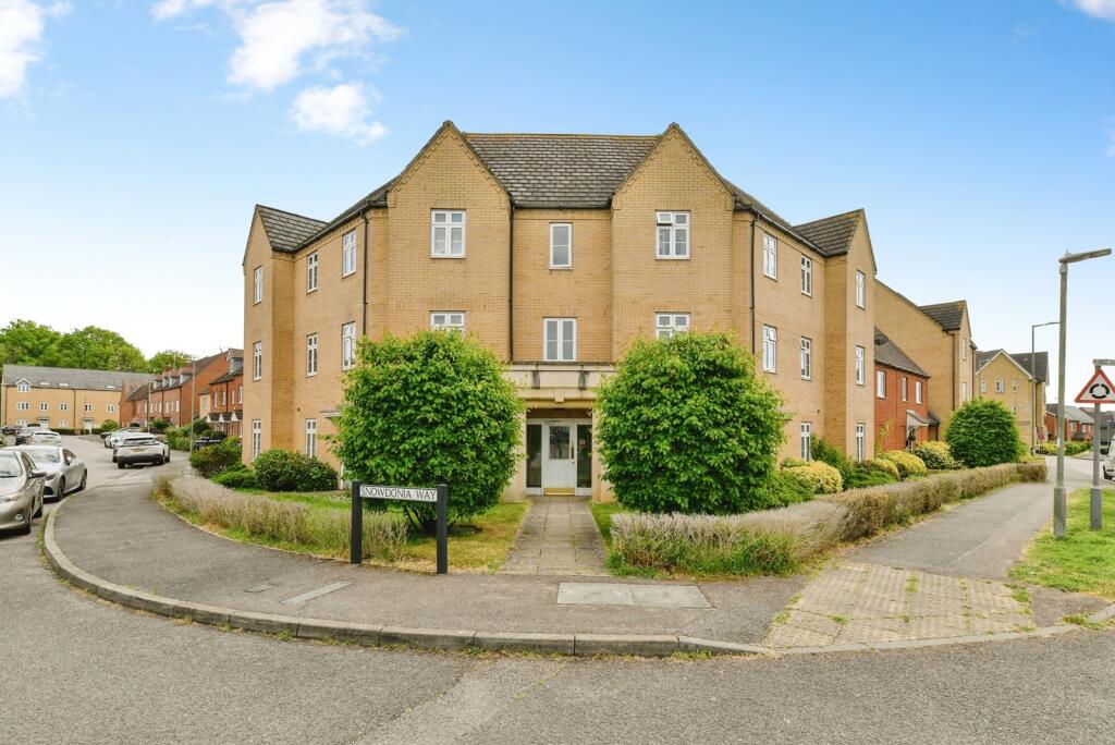 Main image of property: Haybluff Drive, Stevenage, Hertfordshire, SG1