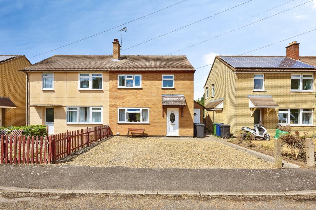 Main image of property: Macaulay Avenue, Great Shelford, Cambridge, Cambridgeshire, CB22