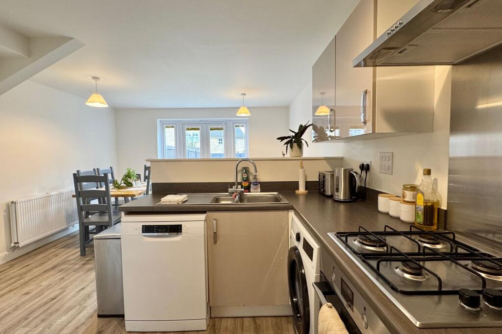 House in High Peak, Tintwistle - More