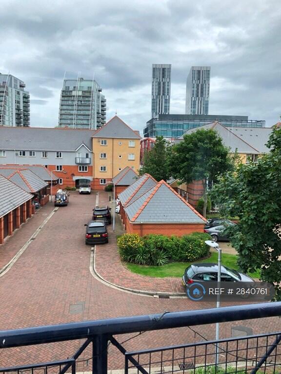 Main image of property: Winnipeg Quay, Manchester, M50