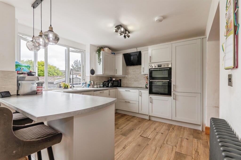 House in Taunton - View 2