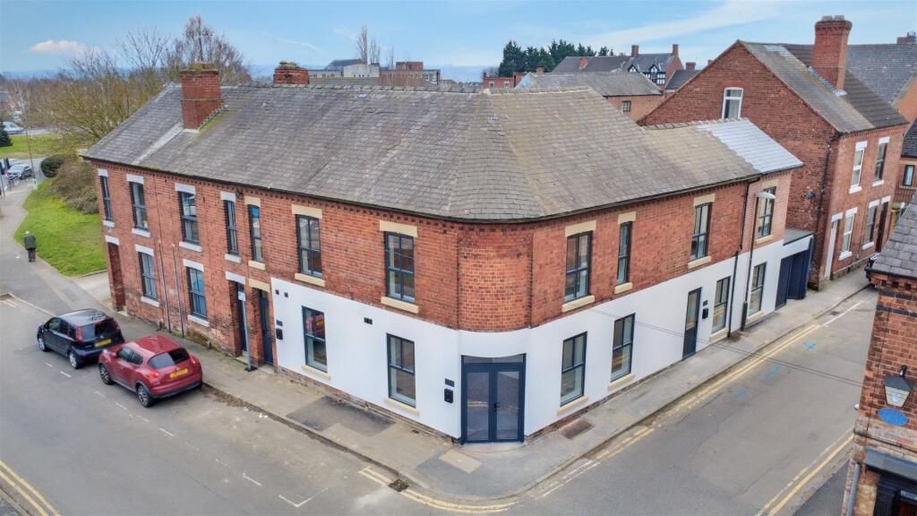 Main image of property: Market Street, Ilkeston, Derbyshire DE7 5RB