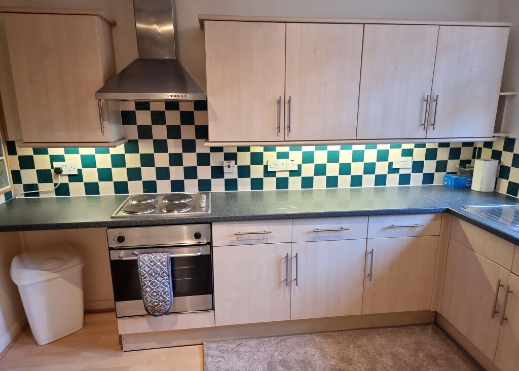 Main image of property: High Street, Rochester, ME1