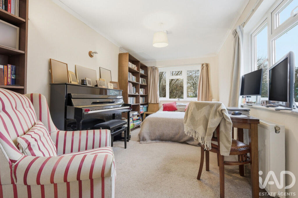 House in Bishop's Stortford, Hockerill - More