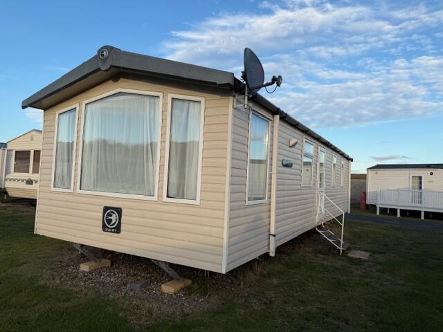 2-bed caravan on Two bed Swift Bordeaux, North Denes, The Ravine, Lowestoft, Suffolk, NR32 1UX, £19,995