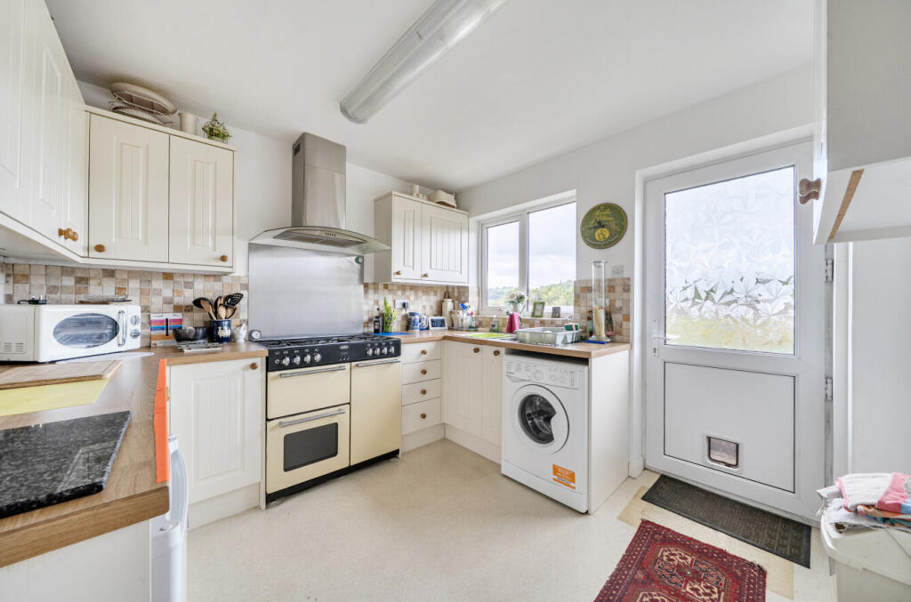 House in Llanidloes - View 2